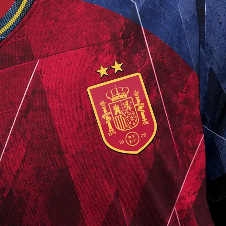 Animated turn of the Spain jersey redesign